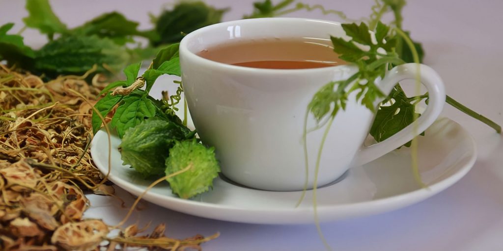 Trà khổ qua giải rượu